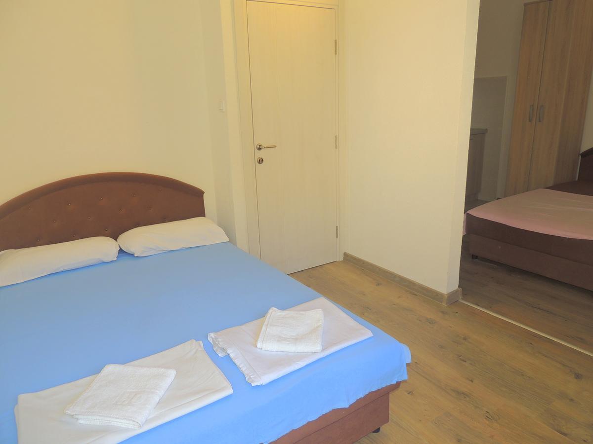 Guest House Jelena บุดวา ภายนอก รูปภาพ